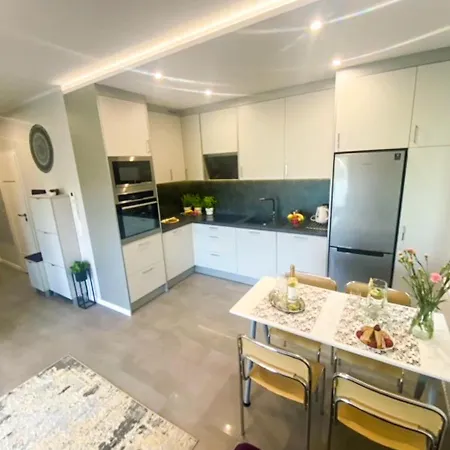 Pod Swierkami Apartment Chojniczki