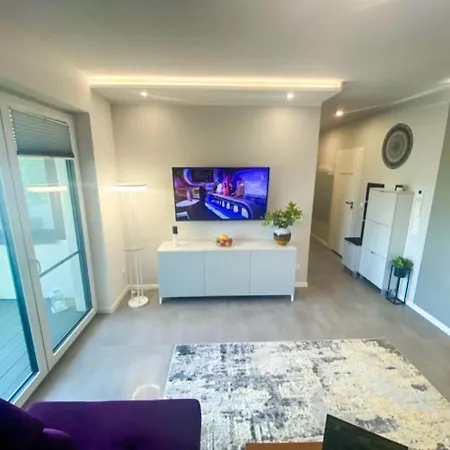 Apartment Pod Swierkami Chojniczki